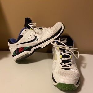 Nike Air Max Challenge shoes